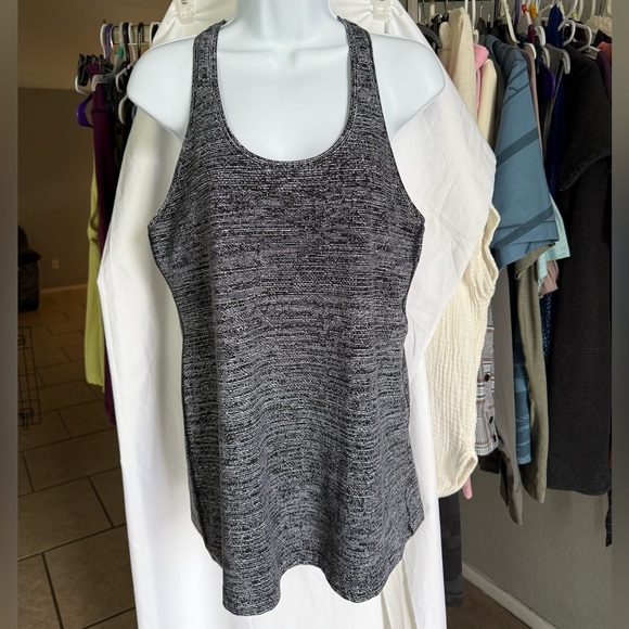 Lululemon Cool Racerback II *Nulu Twillines White Black Size 12 - Picture 4 of 10